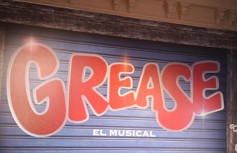 ¡Vuelve Grease! El musical que conquista Madrid con su energía incontenible