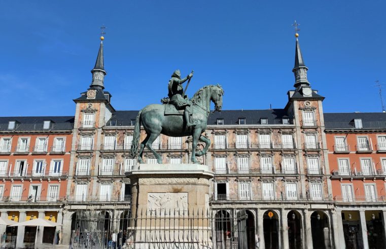 La Plaza Mayor de Madrid: historia, cultura y encanto en el corazón de la capital